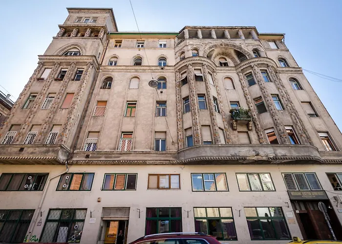 R6 - Boutique Apartments, Best Location By Bqa