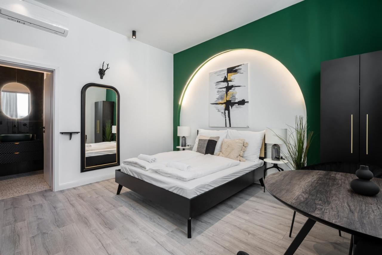 R6 - Boutique Apartments, Location By Bqa *
